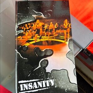 Insanity Workout DVD Set 9 dvds and nutrition plan